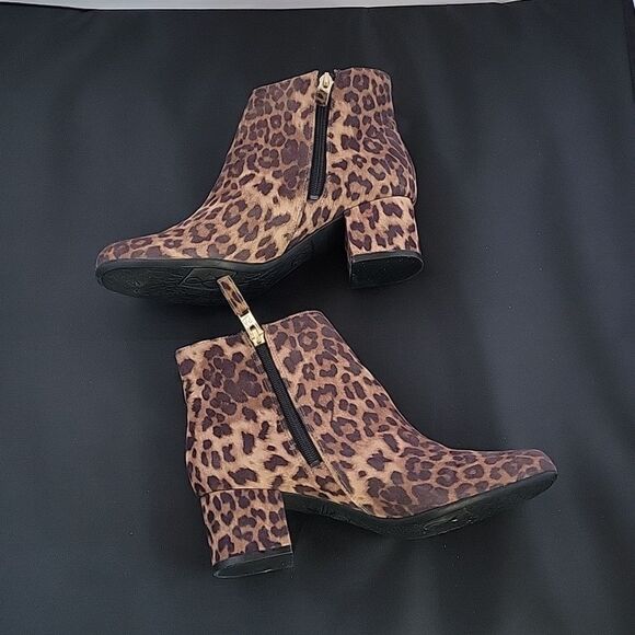 SAM&LIBBY LEOPARD PRINT SIDE ZIPPER CLOSURE WOMEN'S BOOTS - Picture 8 of 16